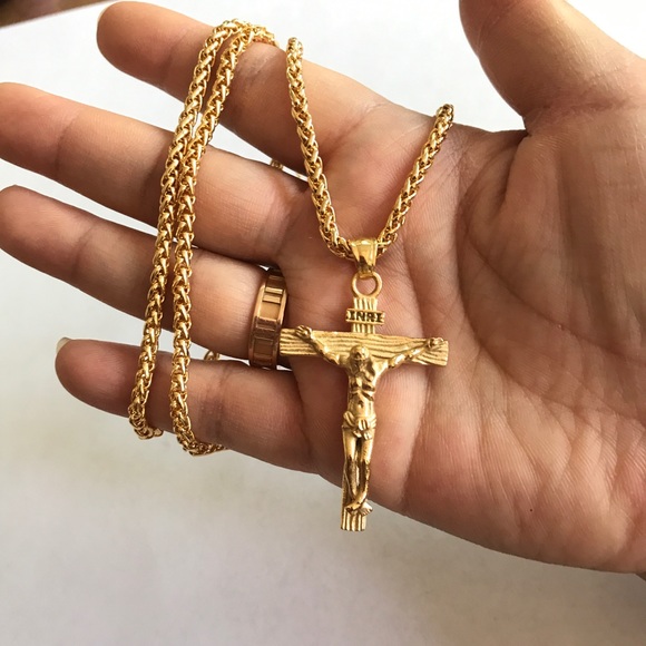 Yellow gold filled Cross Necklace - Picture 3 of 5